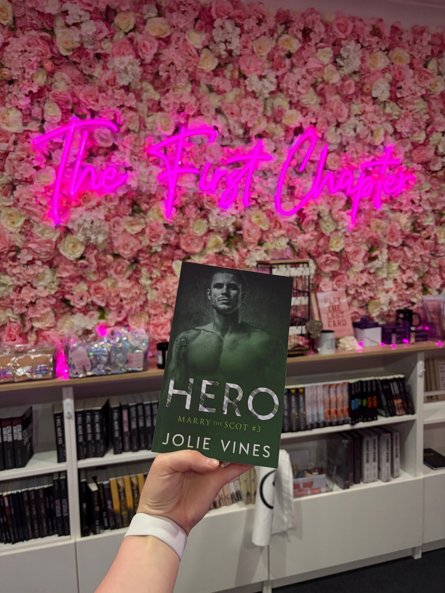 Hero by Jolie Vines (Marry the Scot #3)