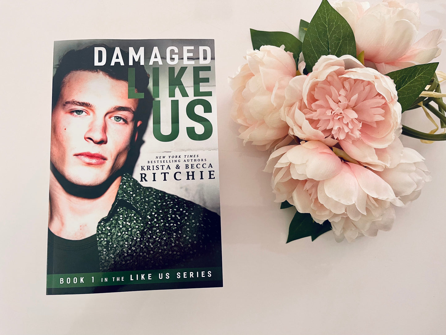 Damaged Like Us by Krista & Becca Ritchie (Like Us book 1)