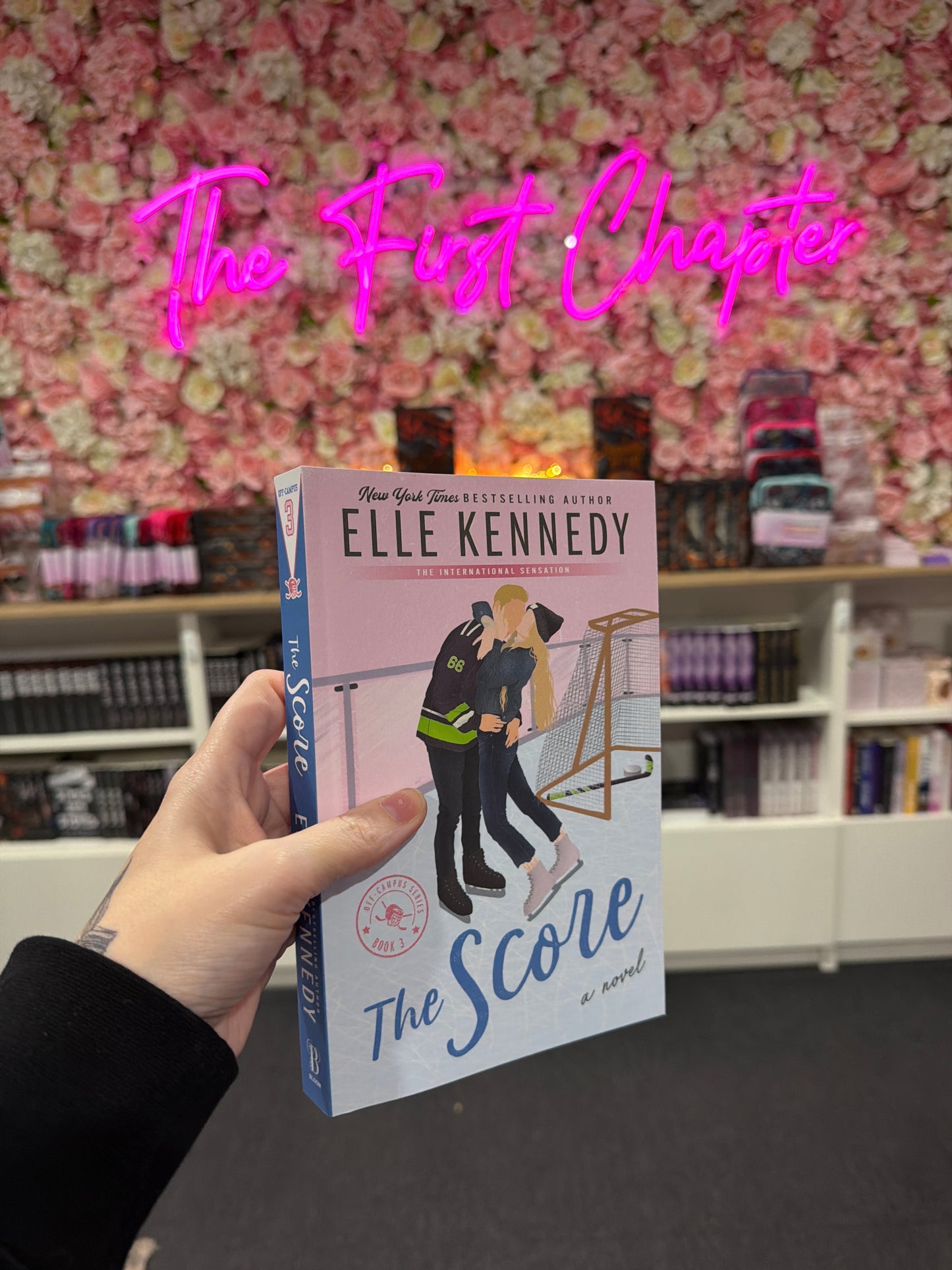 Off Campus Bloom Edition by Elle Kennedy