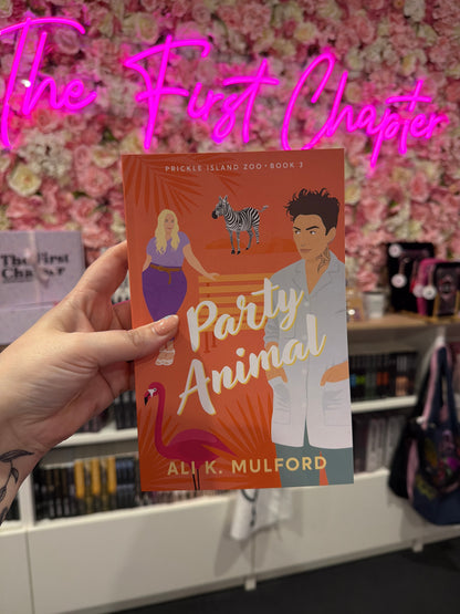 She's A Keeper (Prickle Island Zoo)by Ali K. Mulford