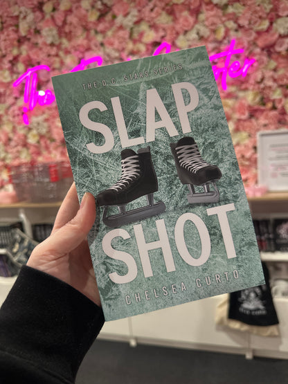 DISCREET - D.C series by Chelsea Curto