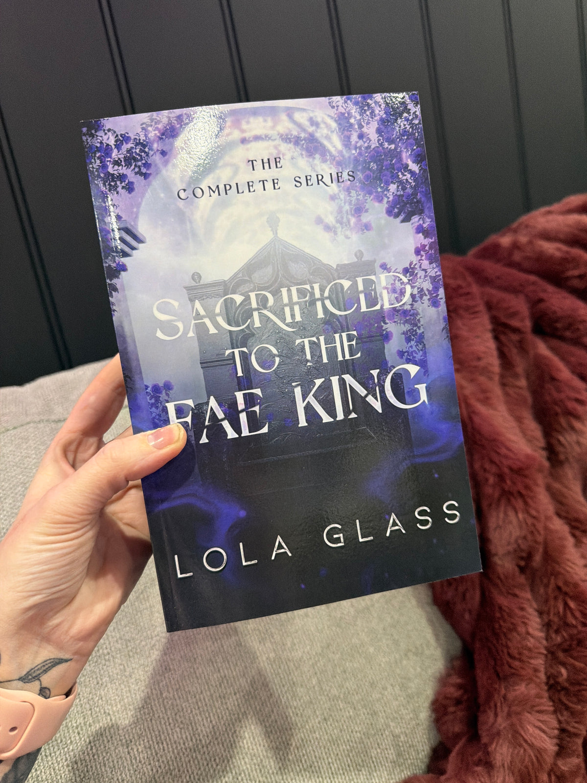 Sacrificed to the Fae King by Lola Glass
