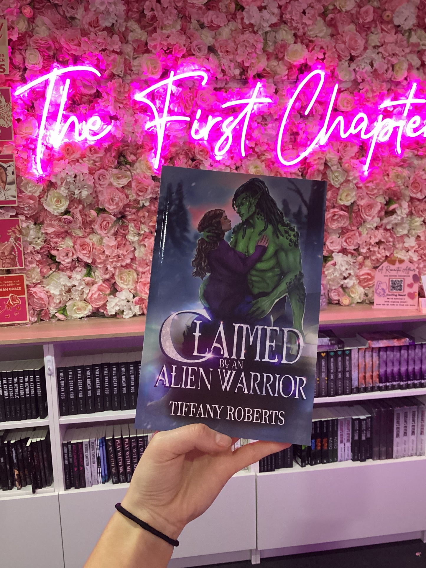 Claimed by an Alien Warrior by Tiffany Roberts