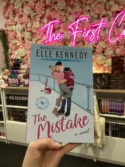 Off Campus Bloom Edition by Elle Kennedy