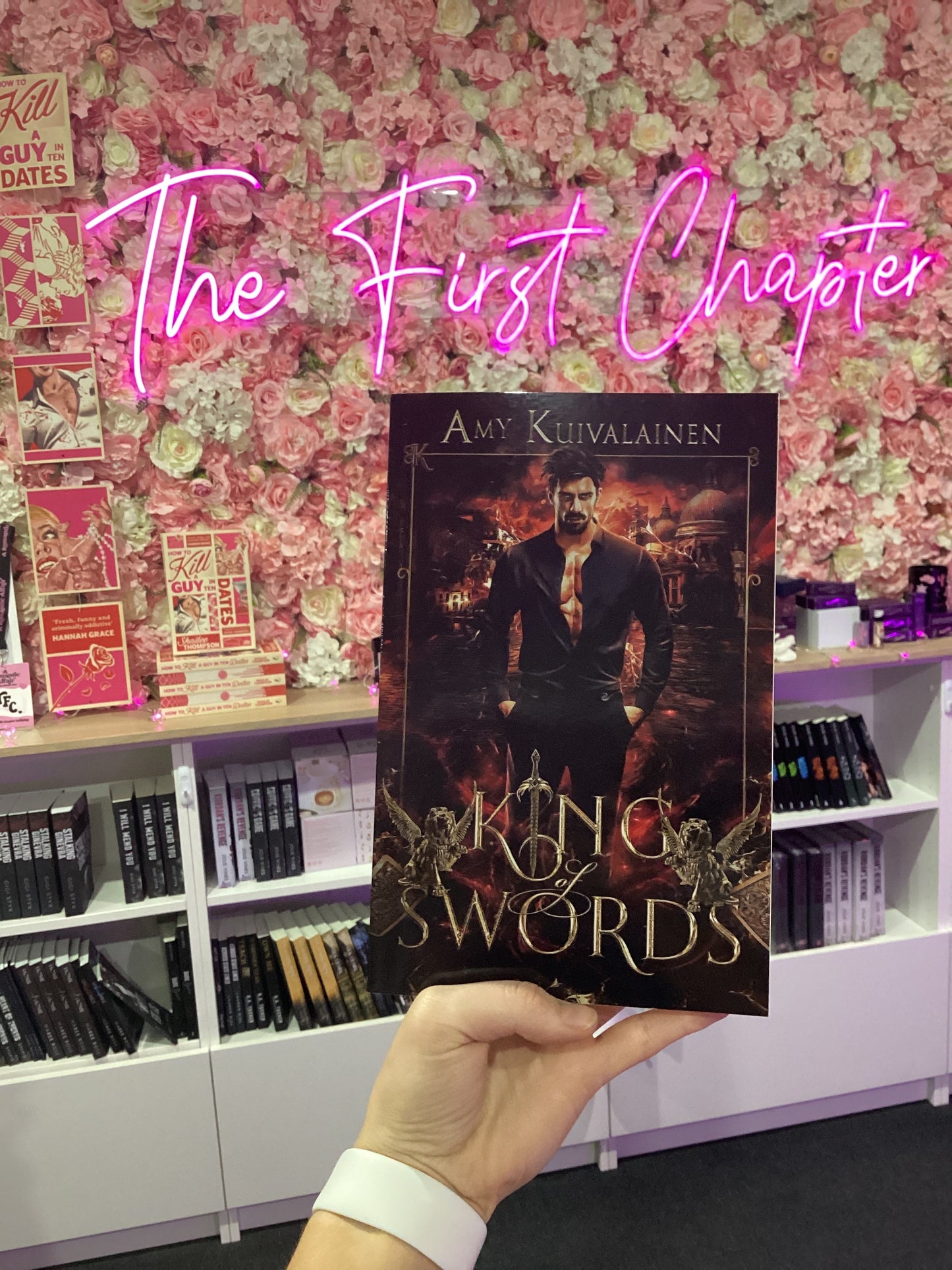 King of Swords by Amy Kuivalainen (#1 The Tarot Kings)