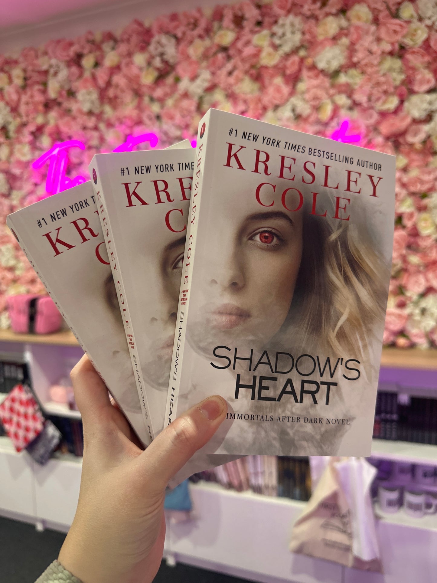 Shadow’s Heart by Kresley cole
