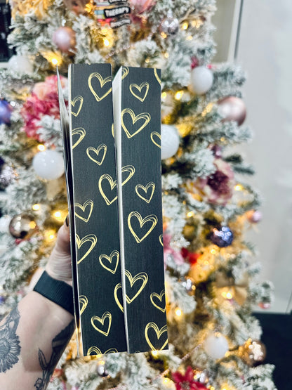 King series by Vyk Peters - Sprayed Edges paperback