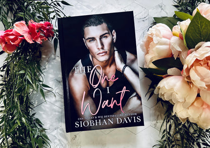 The One I Want by Siobhan Davis HARDCOVER with dust jacket or paperback