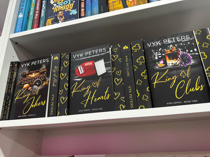 King series by Vyk Peters - Sprayed Edges paperback